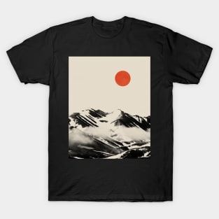 Red moon Minimal landscape 2 T-Shirt